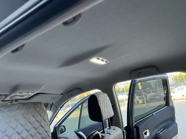 Серый Рено Сценик II, объемом двигателя 1.6 л и пробегом 225 тыс. км за 5700 $, фото 9 на Automoto.ua