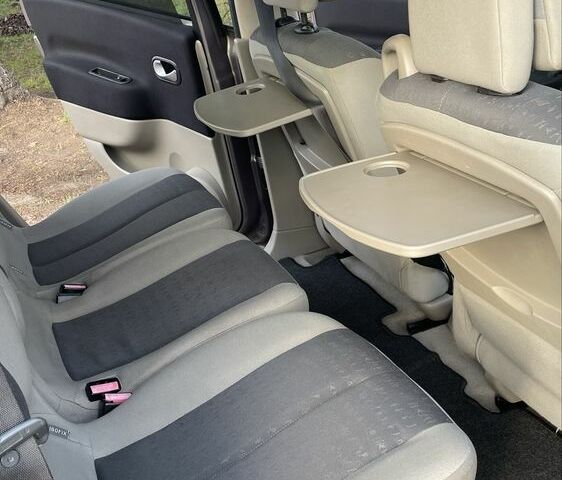 Серый Рено Сценик II, объемом двигателя 0 л и пробегом 226 тыс. км за 4900 $, фото 5 на Automoto.ua