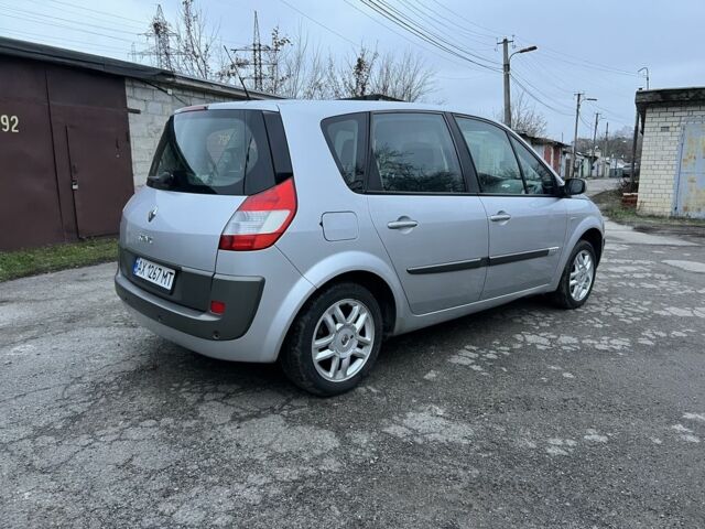 Серый Рено Сценик II, объемом двигателя 1.6 л и пробегом 189 тыс. км за 5350 $, фото 5 на Automoto.ua