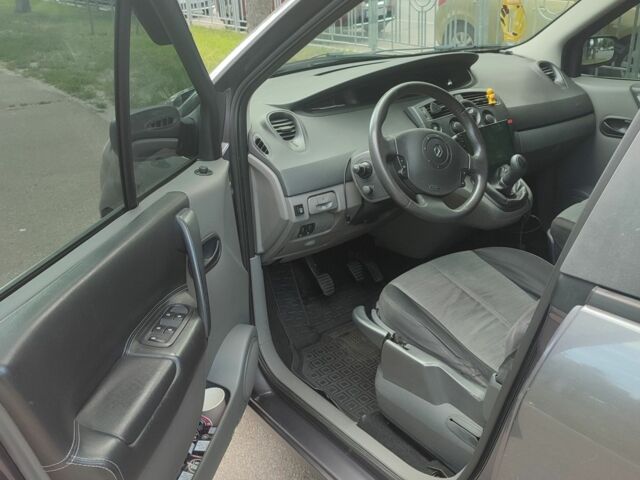 Сірий Рено Сценік II, об'ємом двигуна 1.6 л та пробігом 360 тис. км за 4500 $, фото 8 на Automoto.ua