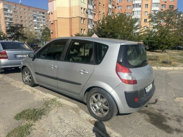 Серый Рено Сценик II, объемом двигателя 2 л и пробегом 233 тыс. км за 5150 $, фото 4 на Automoto.ua