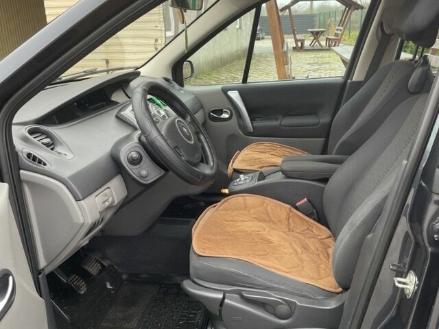 Сірий Рено Сценік II, об'ємом двигуна 2 л та пробігом 236 тис. км за 6650 $, фото 9 на Automoto.ua