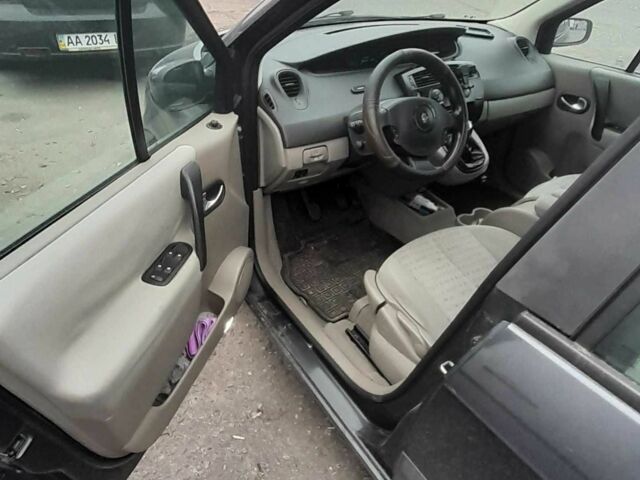 Сірий Рено Сценік II, об'ємом двигуна 1.6 л та пробігом 254 тис. км за 4500 $, фото 10 на Automoto.ua