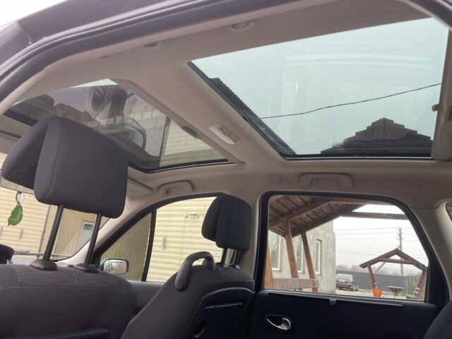 Сірий Рено Сценік II, об'ємом двигуна 2 л та пробігом 236 тис. км за 6650 $, фото 12 на Automoto.ua