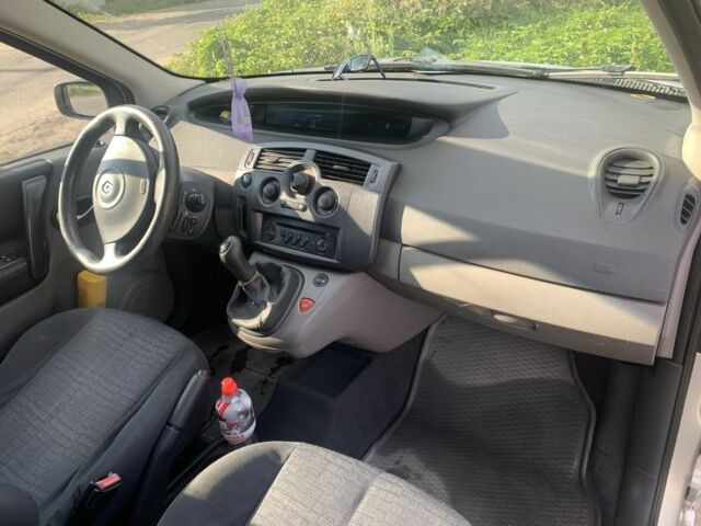 Сірий Рено Сценік II, об'ємом двигуна 1.6 л та пробігом 310 тис. км за 4000 $, фото 5 на Automoto.ua