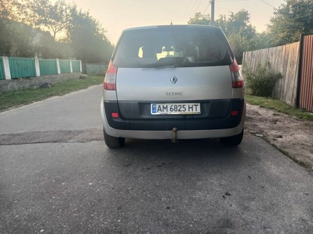 Сірий Рено Сценік II, об'ємом двигуна 1.6 л та пробігом 300 тис. км за 3250 $, фото 4 на Automoto.ua