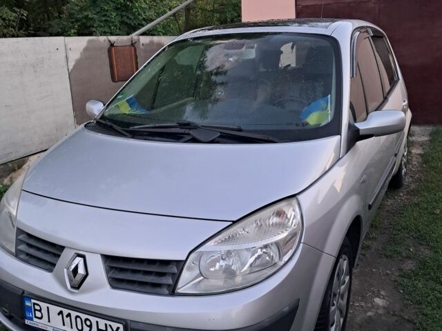 Серый Рено Сценик II, объемом двигателя 1.6 л и пробегом 322 тыс. км за 5190 $, фото 1 на Automoto.ua