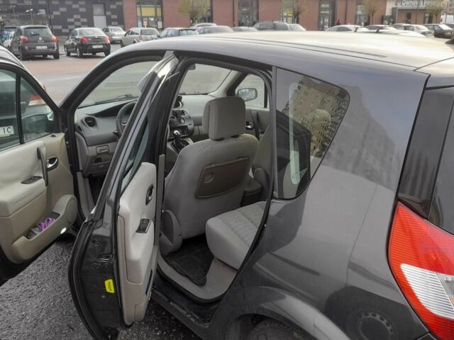 Сірий Рено Сценік II, об'ємом двигуна 1.6 л та пробігом 254 тис. км за 4500 $, фото 7 на Automoto.ua