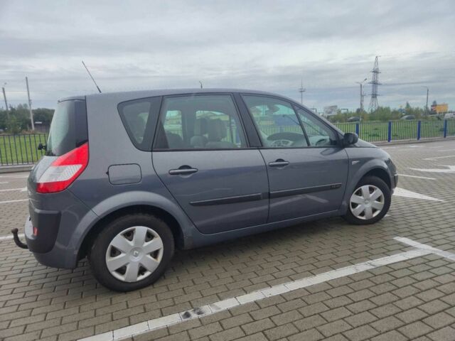 Серый Рено Сценик II, объемом двигателя 1.6 л и пробегом 210 тыс. км за 4500 $, фото 6 на Automoto.ua