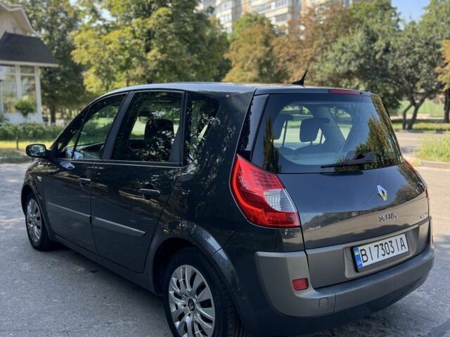 Сірий Рено Сценік II, об'ємом двигуна 1.6 л та пробігом 284 тис. км за 5350 $, фото 10 на Automoto.ua