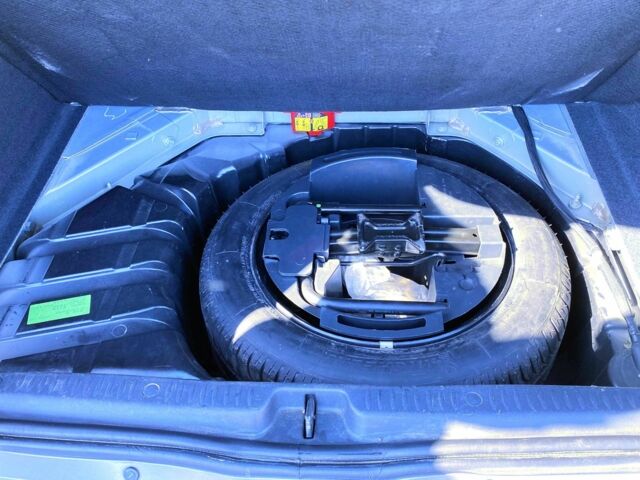 Серый Рено Сценик II, объемом двигателя 1.6 л и пробегом 140 тыс. км за 6000 $, фото 10 на Automoto.ua