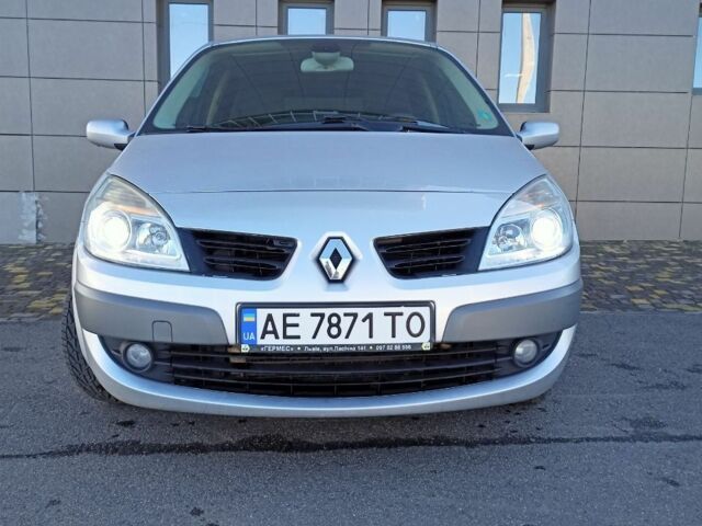 Сірий Рено Сценік II, об'ємом двигуна 1.5 л та пробігом 303 тис. км за 5500 $, фото 1 на Automoto.ua