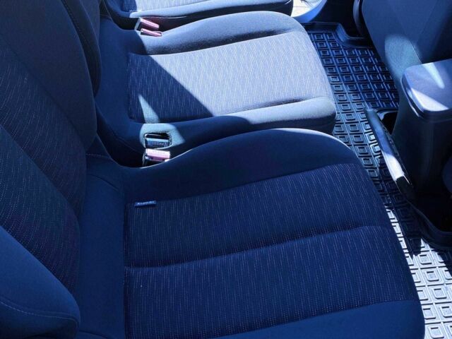 Серый Рено Сценик II, объемом двигателя 1.6 л и пробегом 140 тыс. км за 6000 $, фото 5 на Automoto.ua