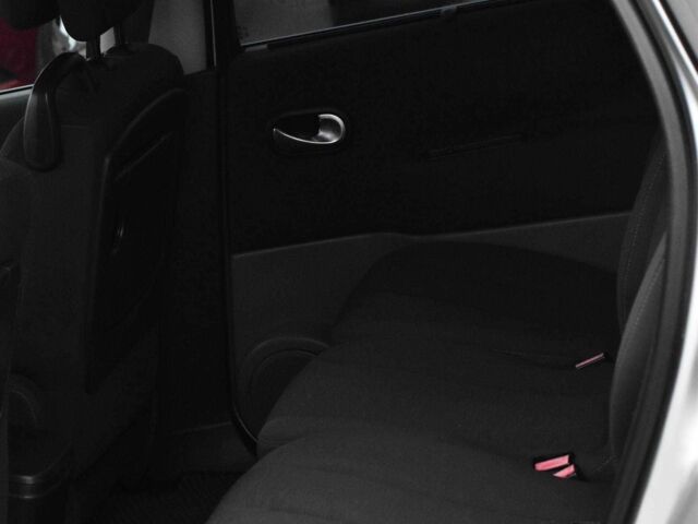 Серый Рено Сценик II, объемом двигателя 1.5 л и пробегом 303 тыс. км за 5500 $, фото 19 на Automoto.ua