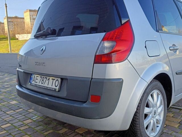 Сірий Рено Сценік II, об'ємом двигуна 1.5 л та пробігом 303 тис. км за 5500 $, фото 3 на Automoto.ua