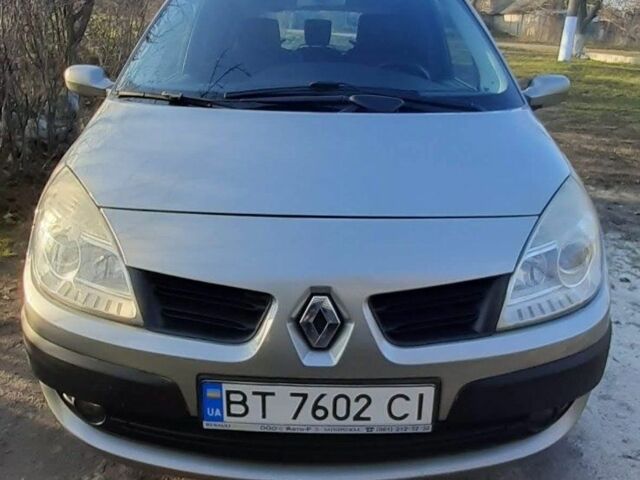 Сірий Рено Сценік II, об'ємом двигуна 1.6 л та пробігом 304 тис. км за 4500 $, фото 1 на Automoto.ua