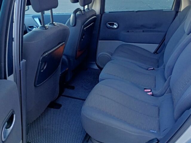 Сірий Рено Сценік II, об'ємом двигуна 1.5 л та пробігом 303 тис. км за 5500 $, фото 9 на Automoto.ua