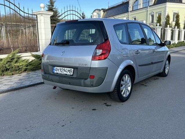 Серый Рено Сценик II, объемом двигателя 1.6 л и пробегом 265 тыс. км за 4500 $, фото 7 на Automoto.ua