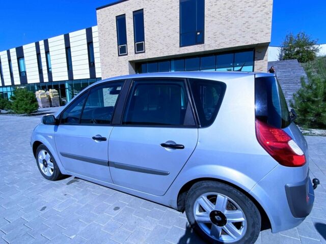 Серый Рено Сценик II, объемом двигателя 1.6 л и пробегом 140 тыс. км за 6000 $, фото 8 на Automoto.ua