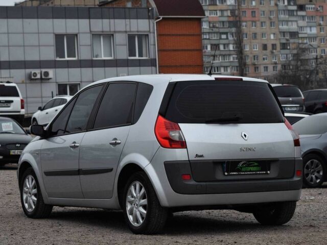 Серый Рено Сценик II, объемом двигателя 1.5 л и пробегом 303 тыс. км за 5500 $, фото 3 на Automoto.ua