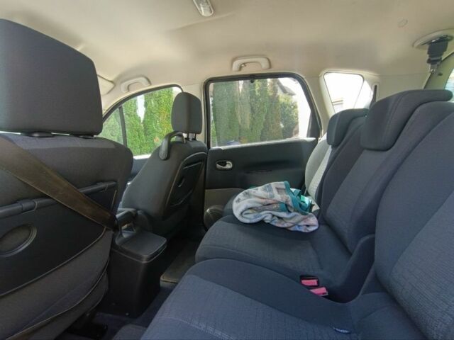 Сірий Рено Сценік II, об'ємом двигуна 1.6 л та пробігом 130 тис. км за 6900 $, фото 6 на Automoto.ua