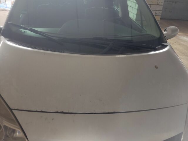 Серый Рено Сценик II, объемом двигателя 1.5 л и пробегом 255 тыс. км за 3200 $, фото 2 на Automoto.ua