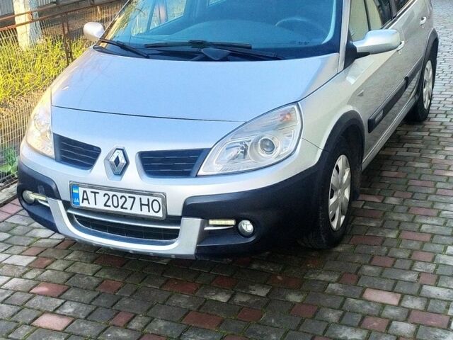 Серый Рено Сценик II, объемом двигателя 1.5 л и пробегом 250 тыс. км за 6300 $, фото 4 на Automoto.ua