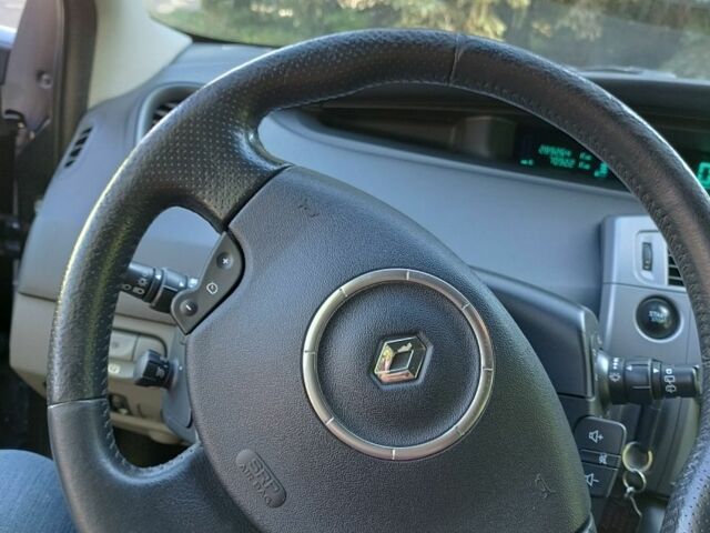 Сірий Рено Сценік II, об'ємом двигуна 1.5 л та пробігом 290 тис. км за 4900 $, фото 3 на Automoto.ua