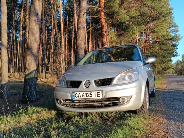 Сірий Рено Сценік II, об'ємом двигуна 1.5 л та пробігом 219 тис. км за 5400 $, фото 23 на Automoto.ua