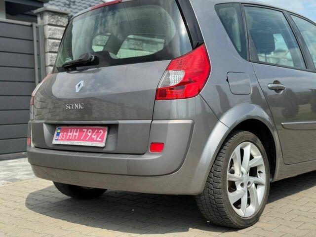 Рено Сценик II 2008 в Ровно на Automoto.ua Серый Рено Сценик II, объемом двигателя 1.6 л и пробегом 158 тыс. км за 5800 $, фото 4 на Automoto.ua