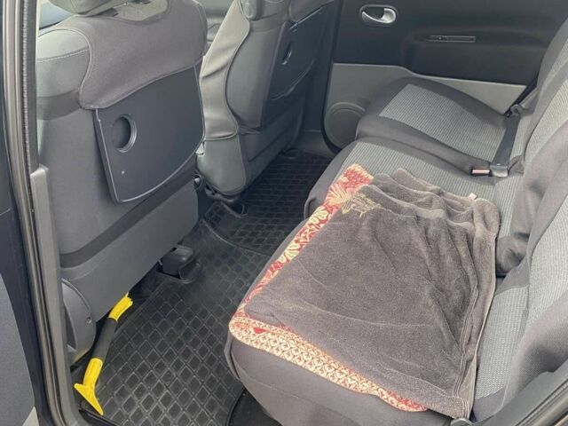 Серый Рено Сценик II, объемом двигателя 1.6 л и пробегом 230 тыс. км за 5000 $, фото 13 на Automoto.ua