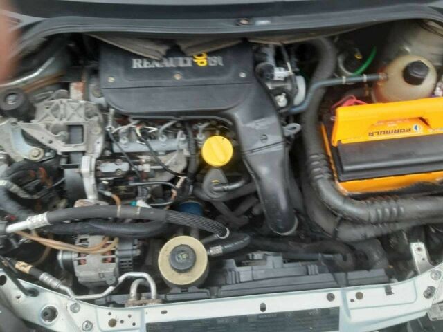 Серый Рено Сценик II, объемом двигателя 1.9 л и пробегом 365 тыс. км за 1667 $, фото 6 на Automoto.ua