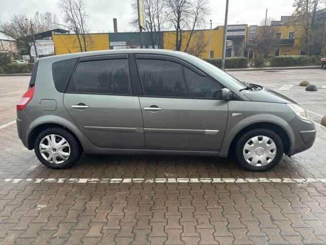 Рено Сценик II 2003 в Черняхове на Automoto.ua Серый Рено Сценик II, объемом двигателя 1.6 л и пробегом 295 тыс. км за 3850 $, фото 2 на Automoto.ua