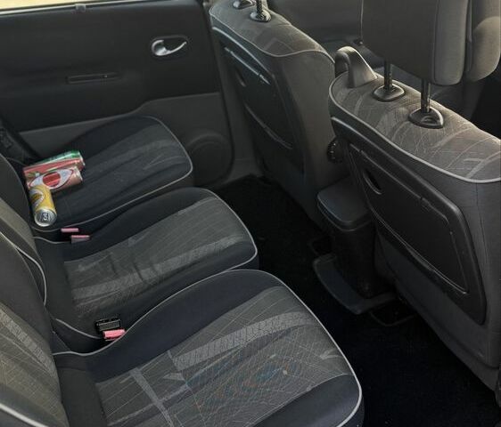 Сірий Рено Сценік II, об'ємом двигуна 1.4 л та пробігом 210 тис. км за 3800 $, фото 7 на Automoto.ua