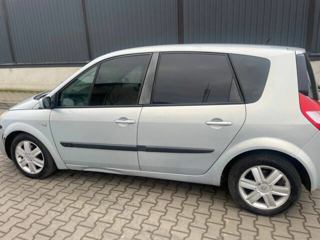 Серый Рено Сценик II, объемом двигателя 1.6 л и пробегом 420 тыс. км за 3000 $, фото 4 на Automoto.ua