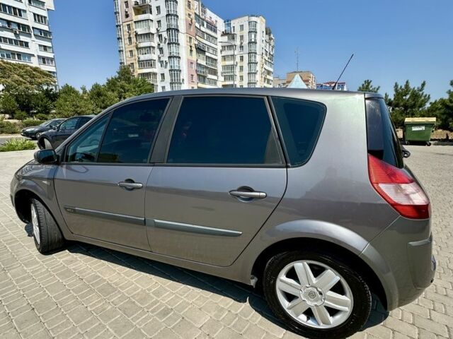 Сірий Рено Сценік II, об'ємом двигуна 1.5 л та пробігом 340 тис. км за 4200 $, фото 4 на Automoto.ua
