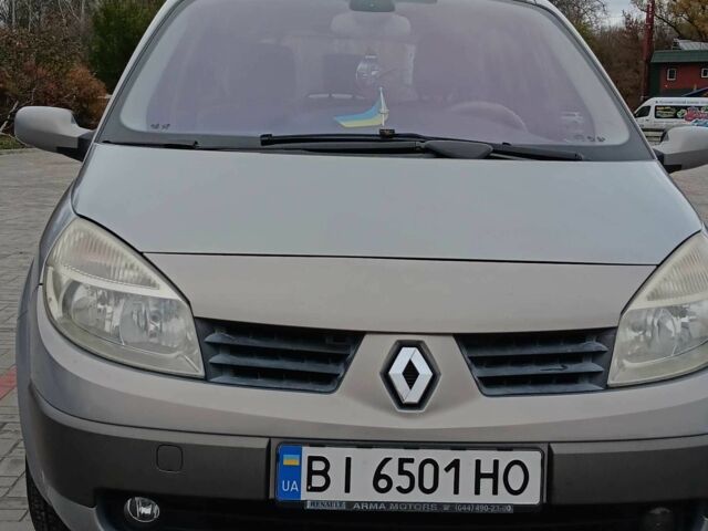 Сірий Рено Сценік II, об'ємом двигуна 2 л та пробігом 155 тис. км за 4600 $, фото 10 на Automoto.ua