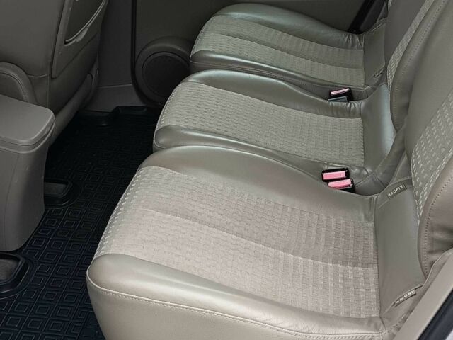 Сірий Рено Сценік II, об'ємом двигуна 2 л та пробігом 155 тис. км за 4600 $, фото 15 на Automoto.ua