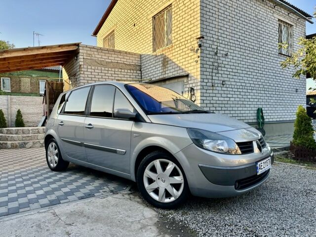 Сірий Рено Сценік II, об'ємом двигуна 1.9 л та пробігом 280 тис. км за 4200 $, фото 7 на Automoto.ua