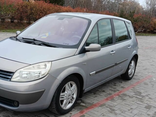 Сірий Рено Сценік II, об'ємом двигуна 2 л та пробігом 155 тис. км за 4600 $, фото 2 на Automoto.ua