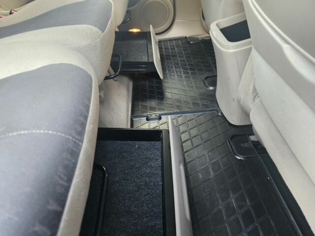 Рено Сценік II 2005 у Полтаві на Automoto.ua Сірий Рено Сценік II, об'ємом двигуна 1.6 л та пробігом 189 тис. км за 4600 $, фото 18 на Automoto.ua