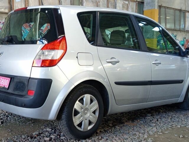 Серый Рено Сценик II, объемом двигателя 1.6 л и пробегом 160 тыс. км за 4400 $, фото 12 на Automoto.ua