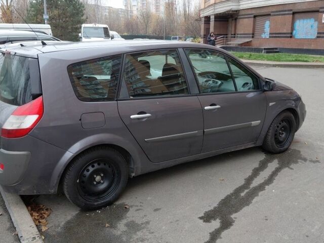 Серый Рено Сценик II, объемом двигателя 1.9 л и пробегом 98 тыс. км за 3700 $, фото 2 на Automoto.ua