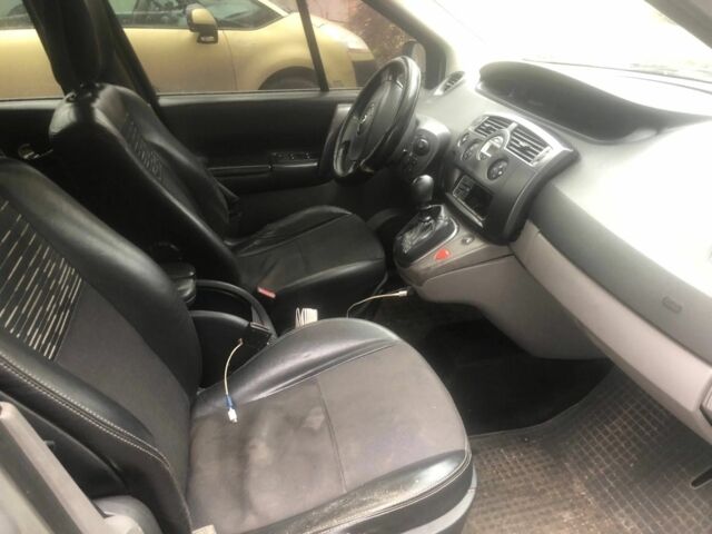 Серый Рено Сценик II, объемом двигателя 0 л и пробегом 280 тыс. км за 2222 $, фото 3 на Automoto.ua