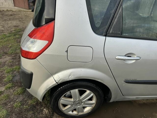 Сірий Рено Сценік II, об'ємом двигуна 1.5 л та пробігом 300 тис. км за 2400 $, фото 5 на Automoto.ua