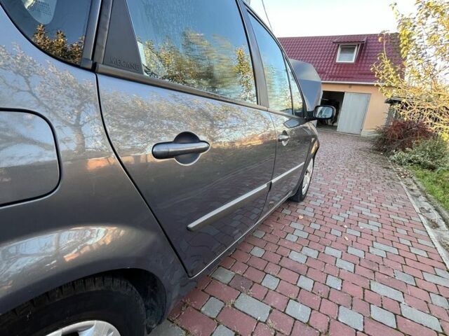 Серый Рено Сценик II, объемом двигателя 2 л и пробегом 237 тыс. км за 5200 $, фото 19 на Automoto.ua