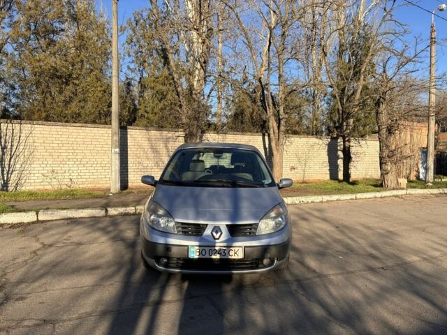 Серый Рено Сценик II, объемом двигателя 1.9 л и пробегом 320 тыс. км за 3850 $, фото 1 на Automoto.ua