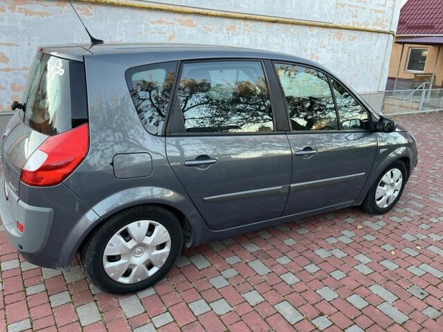 Серый Рено Сценик II, объемом двигателя 2 л и пробегом 237 тыс. км за 5200 $, фото 2 на Automoto.ua