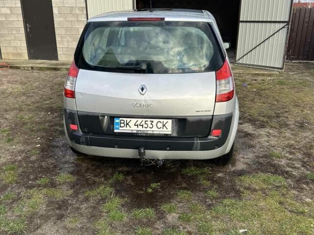 Сірий Рено Сценік II, об'ємом двигуна 1.5 л та пробігом 300 тис. км за 2400 $, фото 1 на Automoto.ua