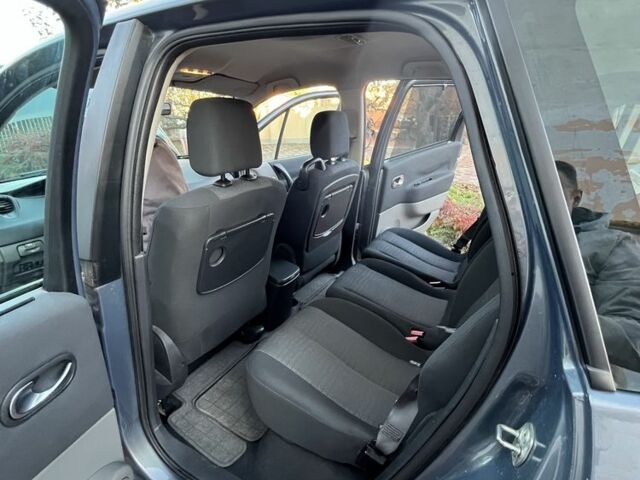 Серый Рено Сценик II, объемом двигателя 2 л и пробегом 237 тыс. км за 5200 $, фото 15 на Automoto.ua